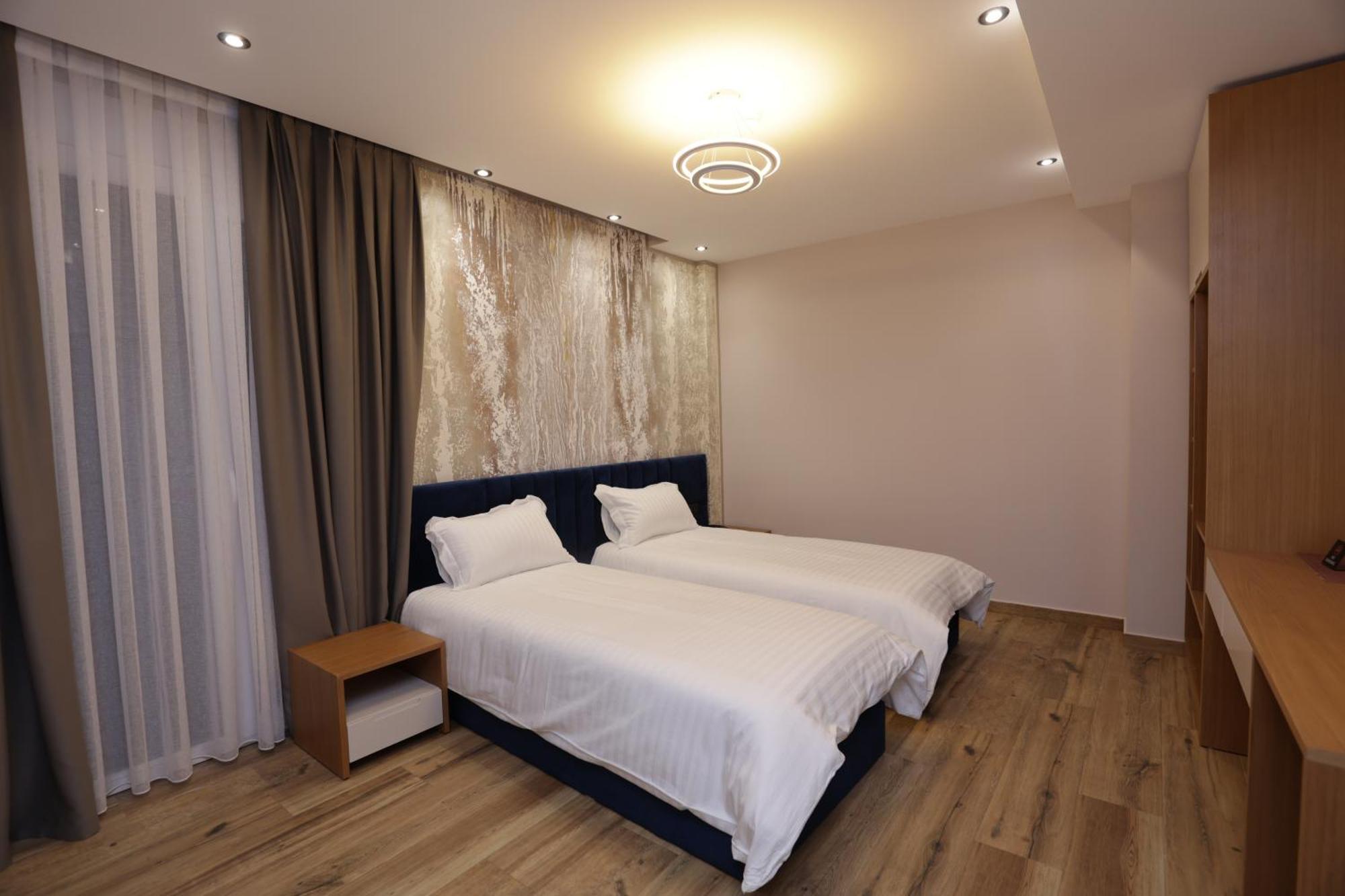 Residence Inn Tirana Bagian luar foto