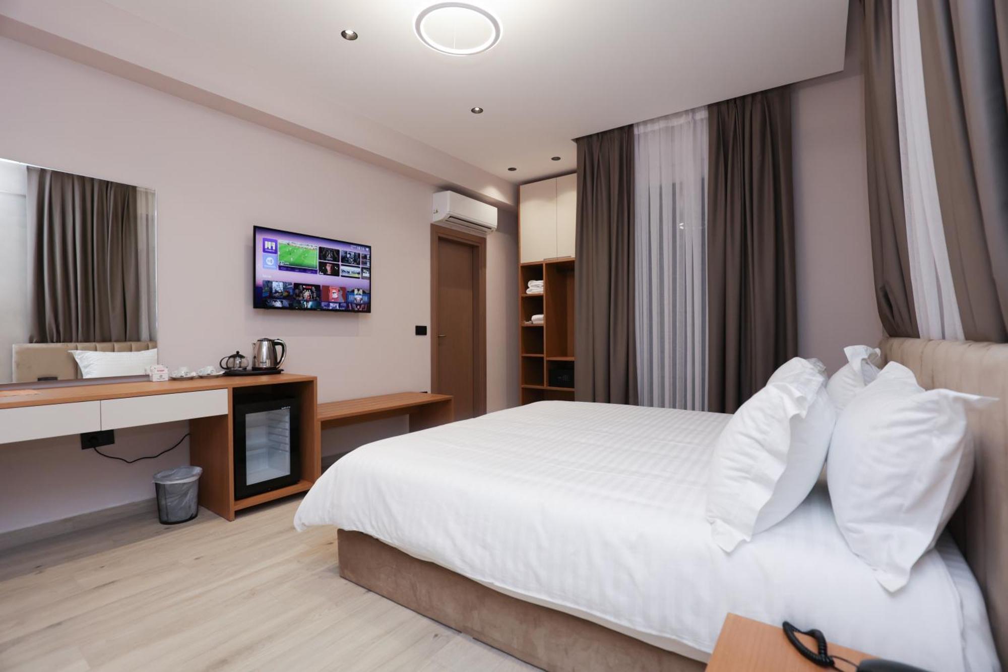 Residence Inn Tirana Bagian luar foto