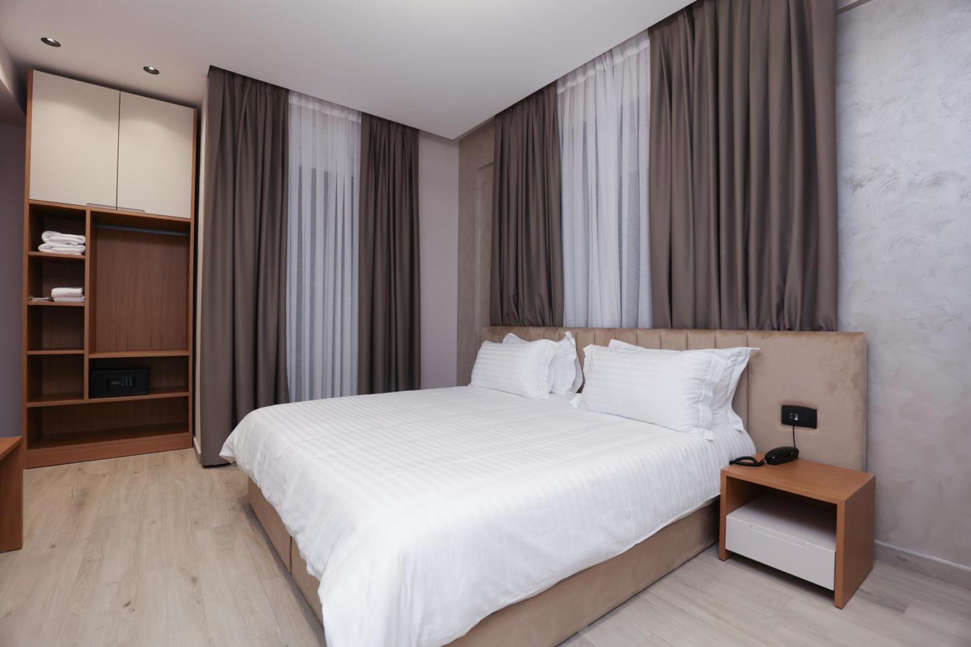 Residence Inn Tirana Bagian luar foto