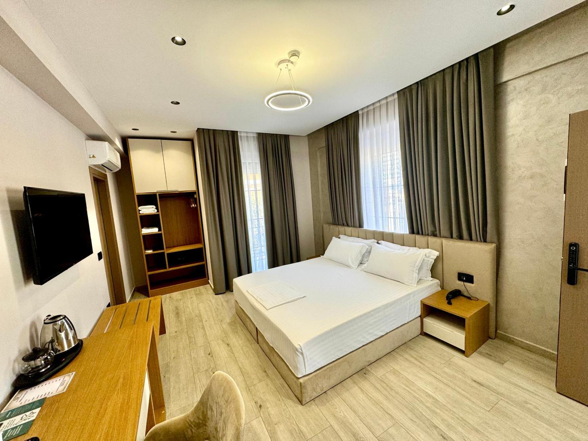 Residence Inn Tirana Bagian luar foto